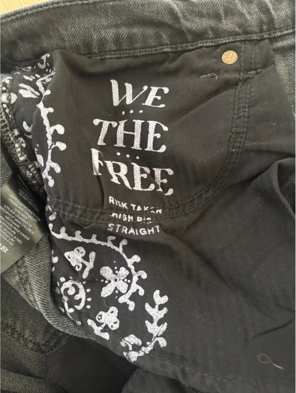 Free People Risk Taker high rise straight Jean Black size 31